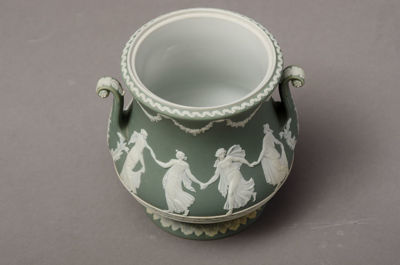 Picture of Green Jasper Dip Tobacco Jar