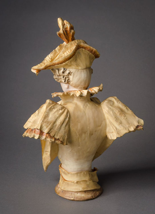 Picture of Amphora Bust
