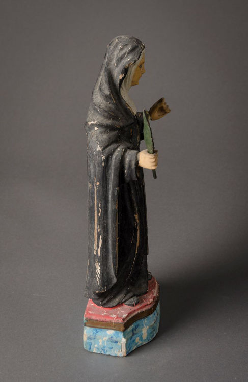 Picture of Brazilian Nun Sculpture