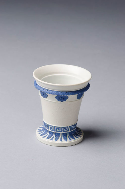 Picture of White Stoneware Vase
