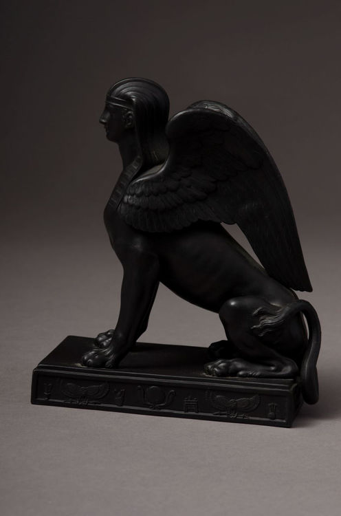 Picture of Sphinx - Black Basalt