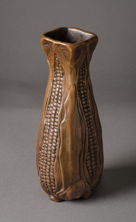 Picture of Copper Clad Corn Vase