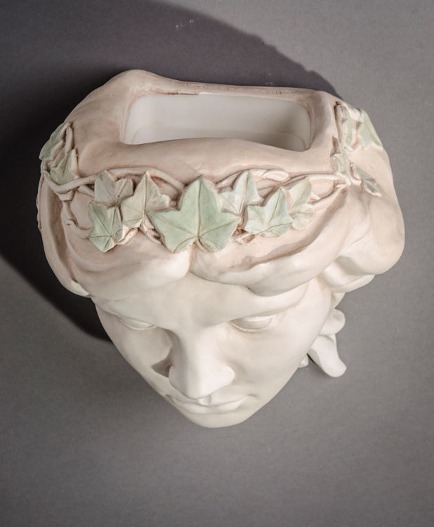 Picture of Female Facial Relief Planter