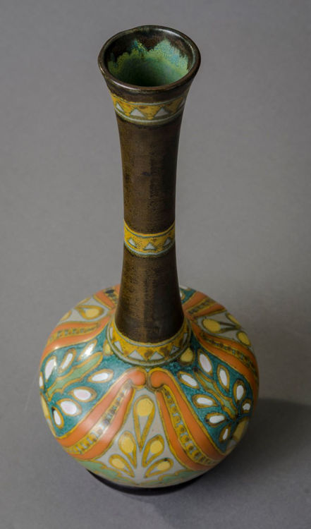 Picture of Bottle Shaped Vase