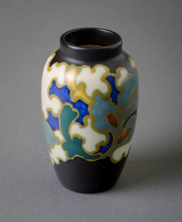 Picture of Small Regina Vase