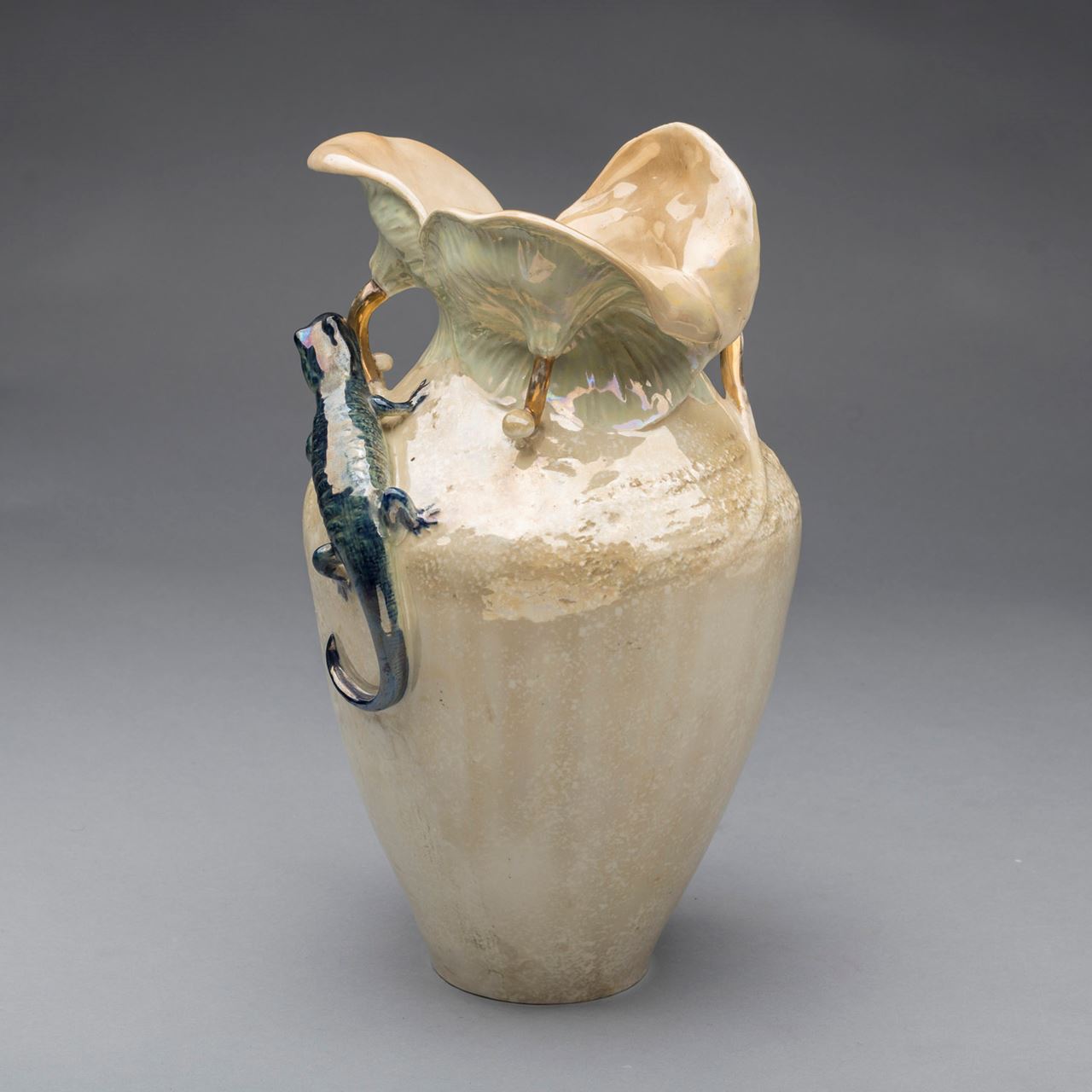 Amphora Ceramic Vase with Lizard | Hieronymus Objects