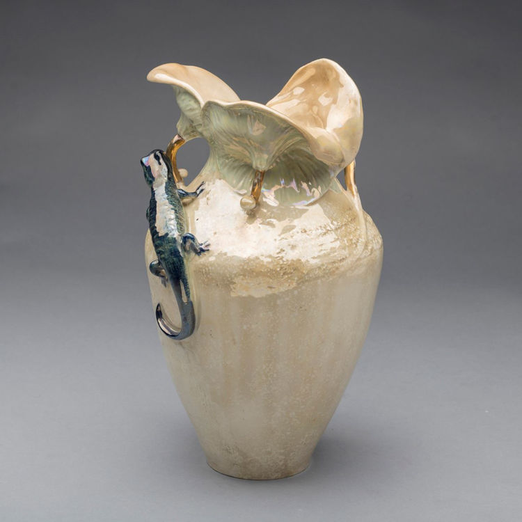Picture of Amphora Ceramic Vase with Lizard