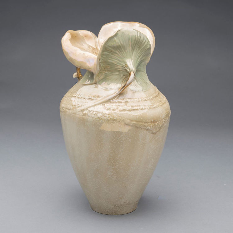 Picture of Amphora Ceramic Vase with Lizard